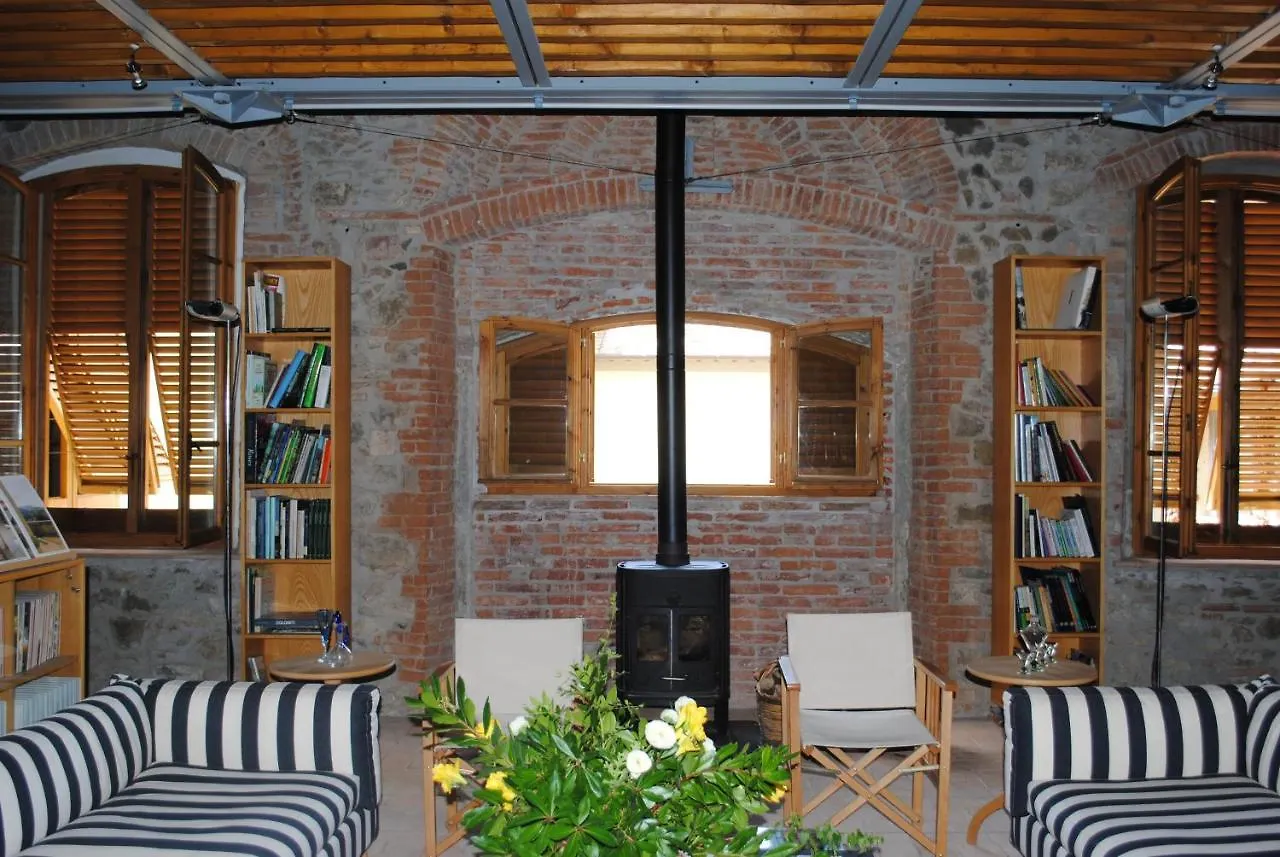 Fattoria Casamora - Suites Pian di Scò 0*,  Italien