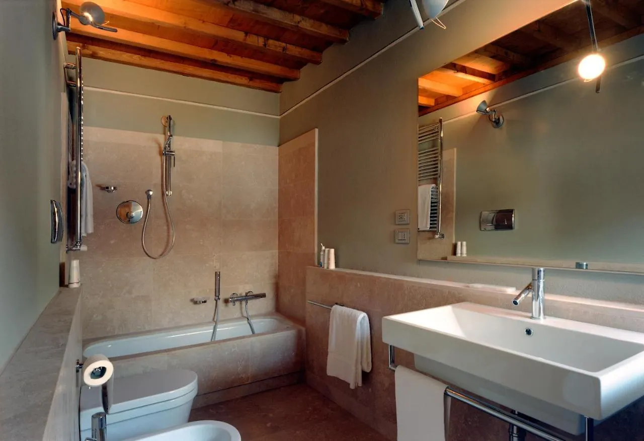 Fattoria Casamora - Suites Pian di Scò 0*,  Italien