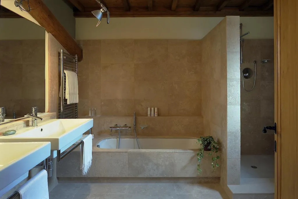 Fattoria Casamora - Suites Pian di Scò 0*,
